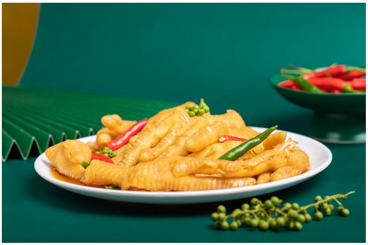 鸡爪品类大爆发，，，，，，，，韦德网站官方入口无骨凤爪成餐饮引流神器！